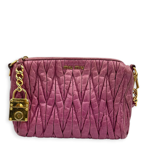 Matelassé Pink Shoulder Bag in Calfskin, Gold hardware