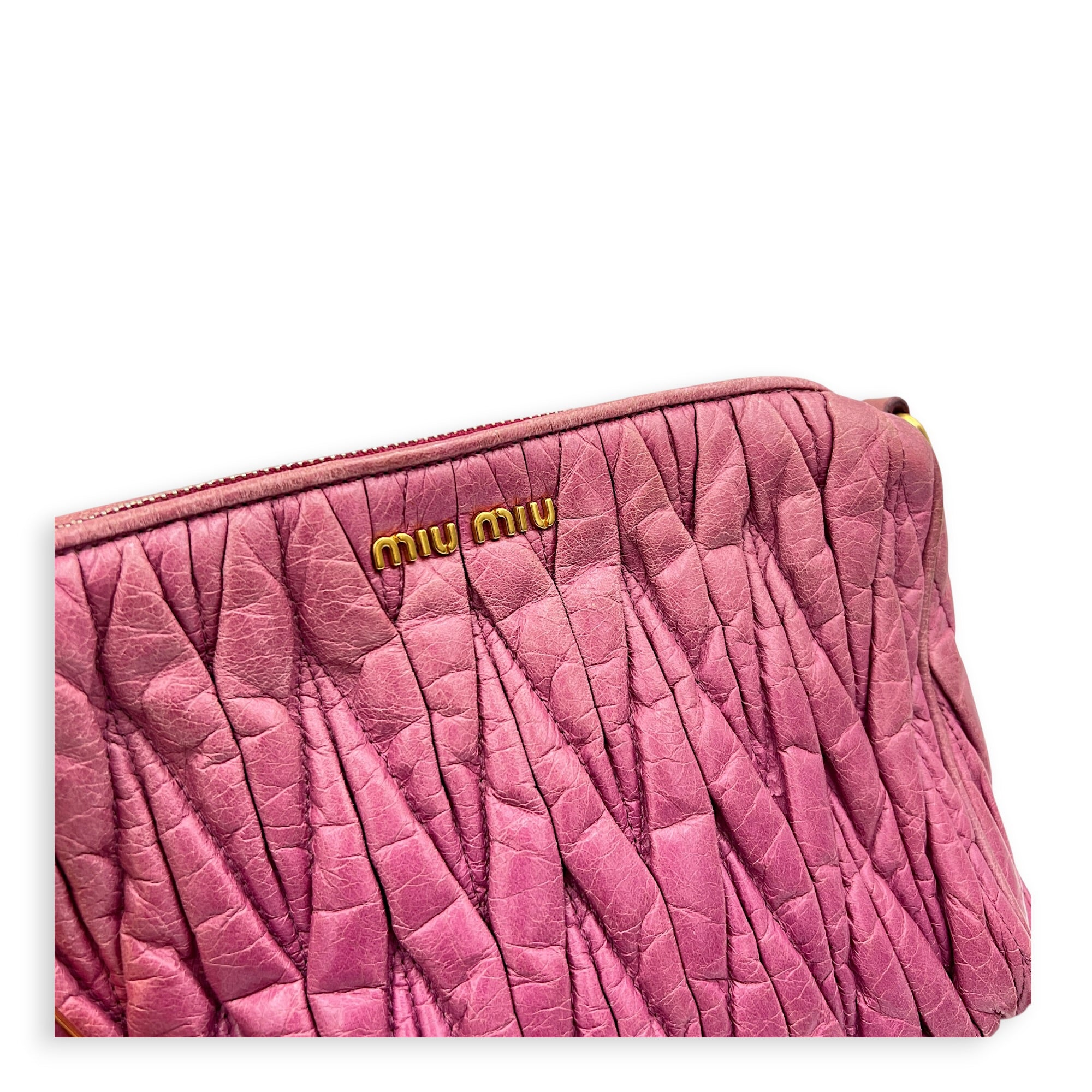 Matelassé Pink Shoulder Bag in Calfskin, Gold hardware