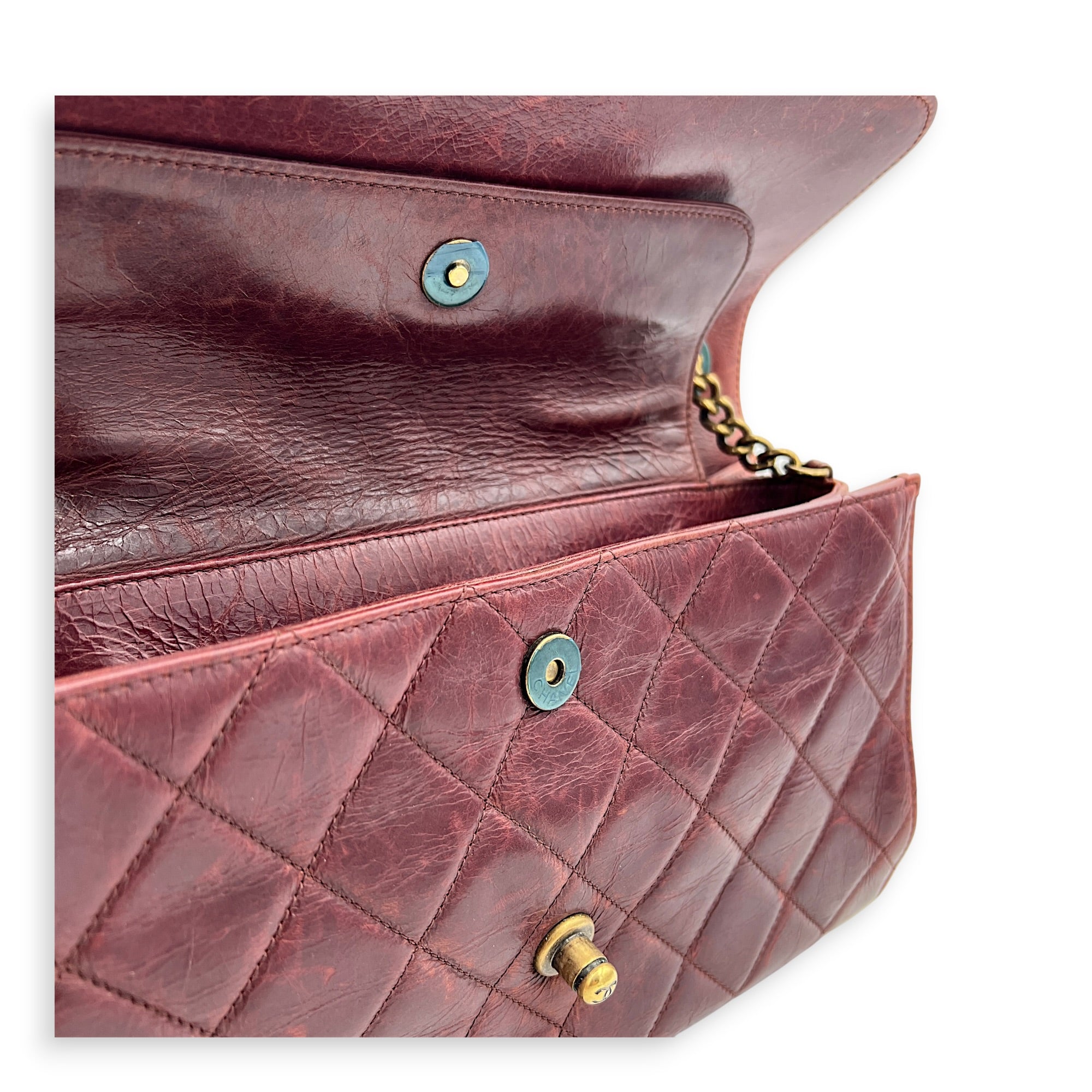 Perfect Edge Shoulder Bag Red in Calfskin, Gold hardware