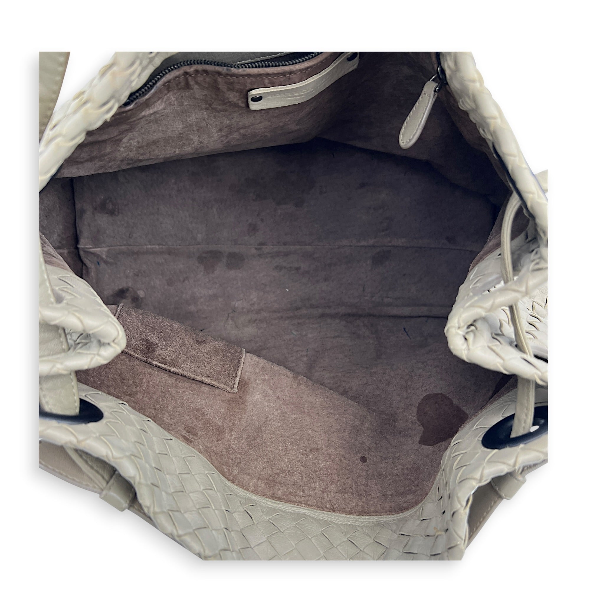 Intrecciato Shoulder Bag Grey in Intrecciato Leather, Gunmetal hardware