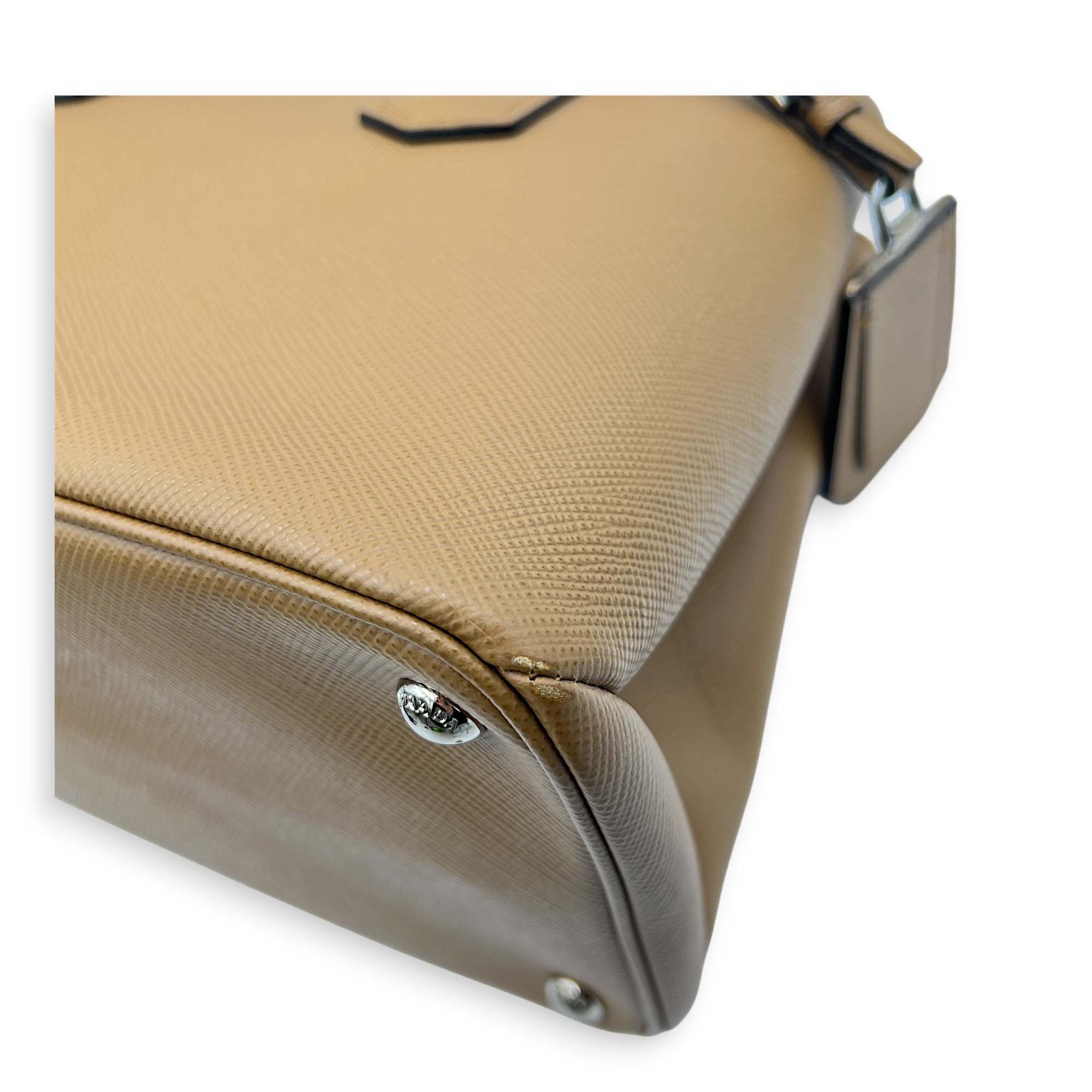 2 Way Turnlock Brown Top Handle Bag in Saffiano Leather, Silver hardware