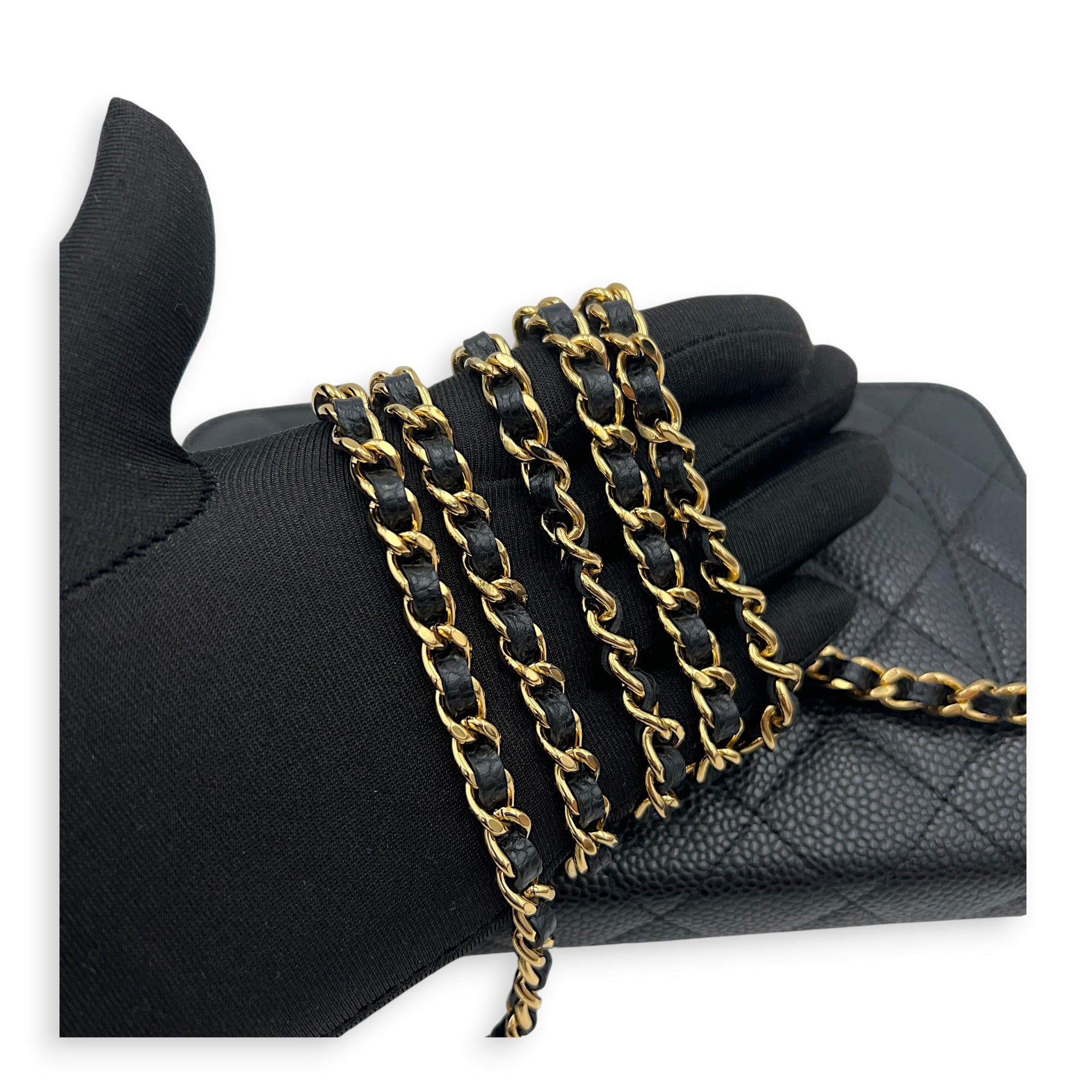 CC Wallet On Chain Black in Caviar Leather, Gold hardware