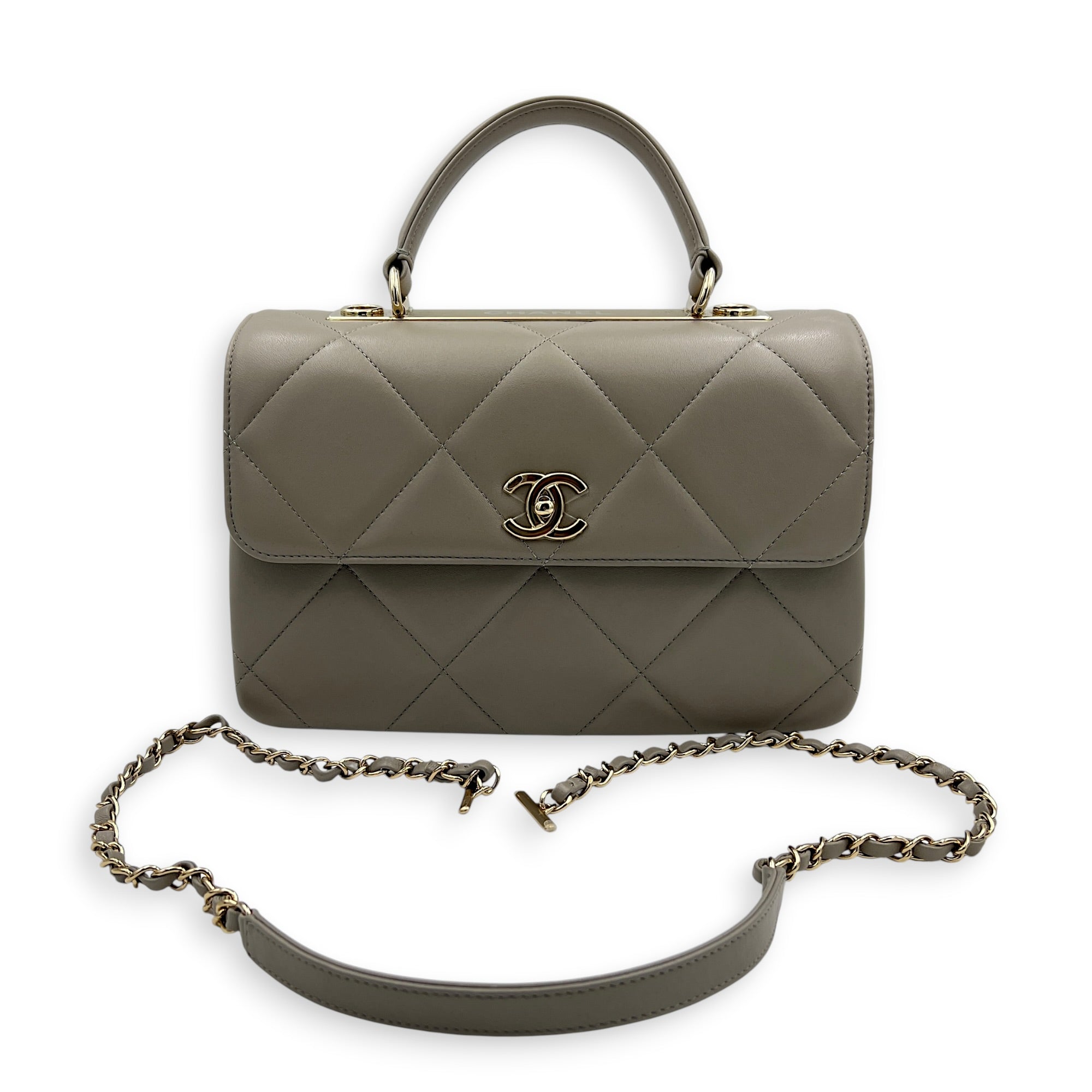 Trendy CC Medium Grey Shoulder Bag in Lambskin, Gold hardware