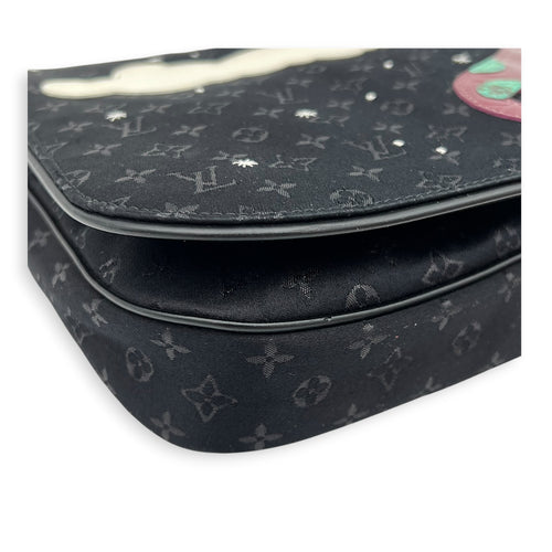 Musette Tango Louis Vuitton Conte de Fées Musette Shoulder Bag in Canvas, Silver hardware