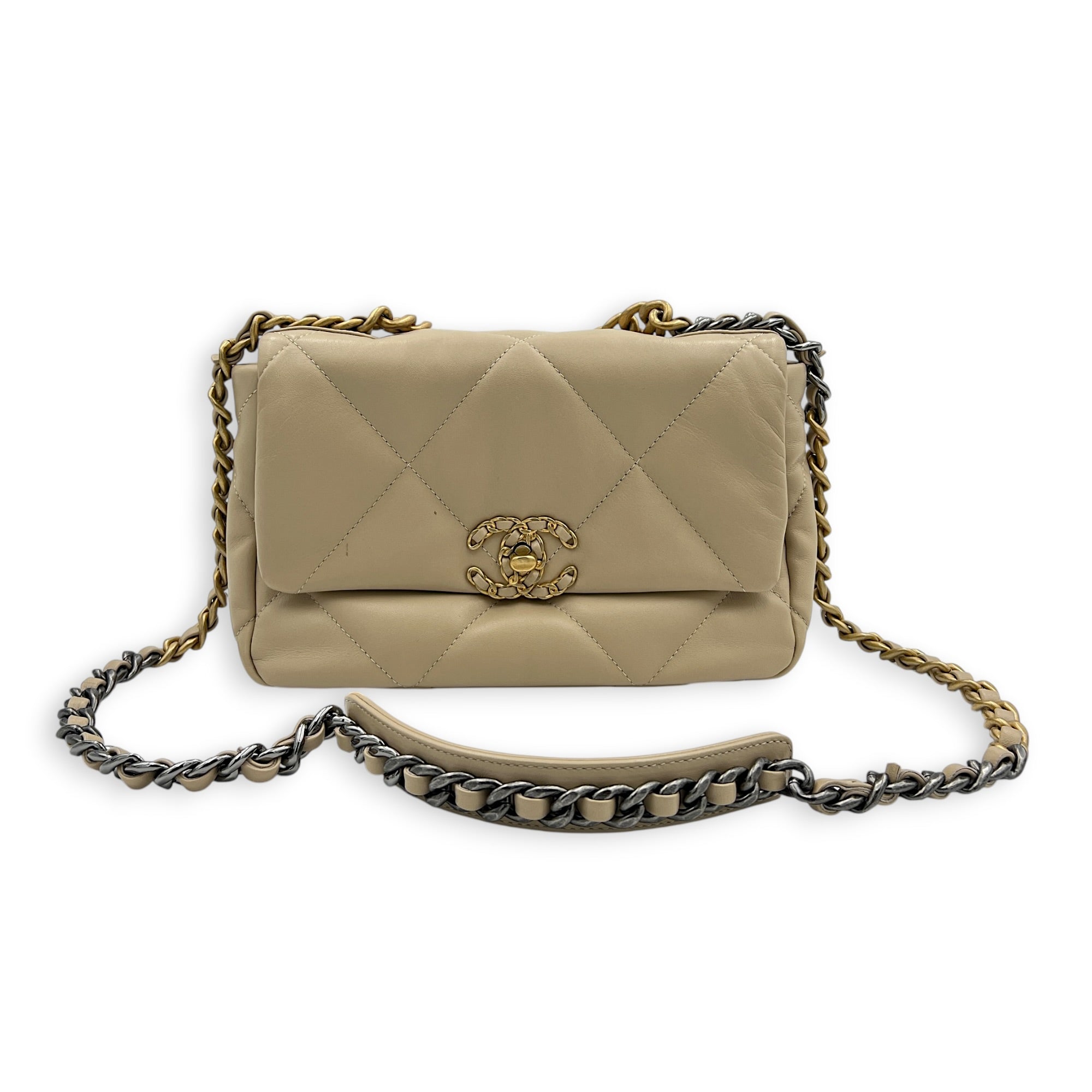 C19 Shoulder Bag Small Beige in Lambskin, Mixed hardware