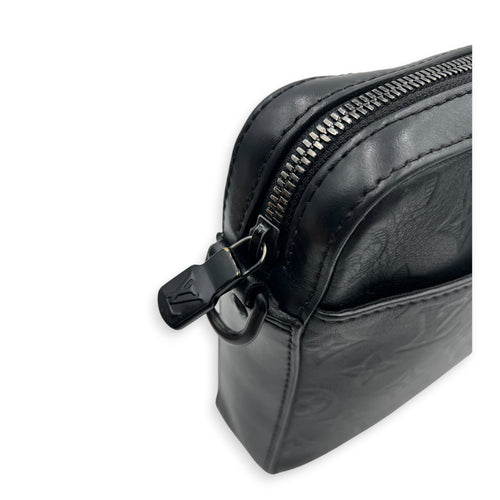 Duo Messenger Black in Calfskin, Monochrome hardware