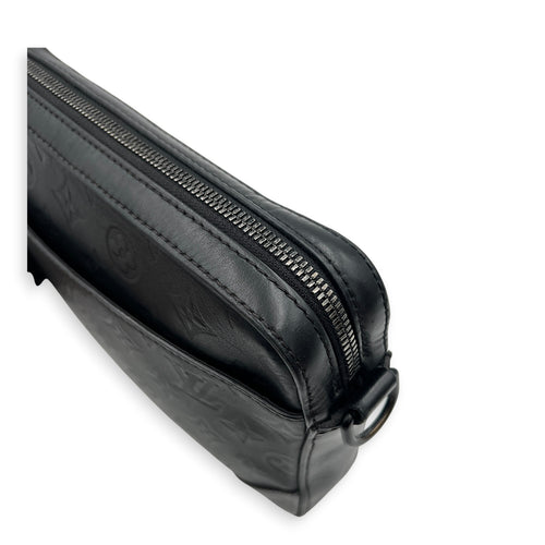 Duo Messenger Black in Calfskin, Monochrome hardware