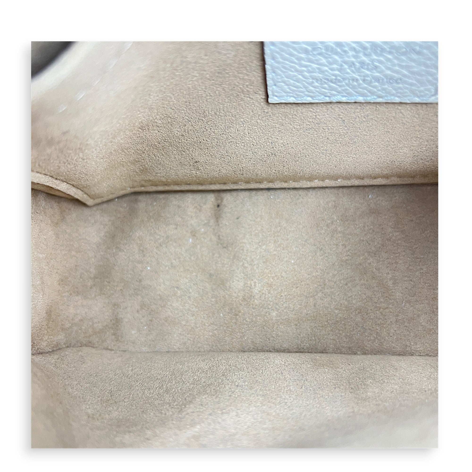 Marellini Shoulder Bag White in Epi Leather, Silver hardware