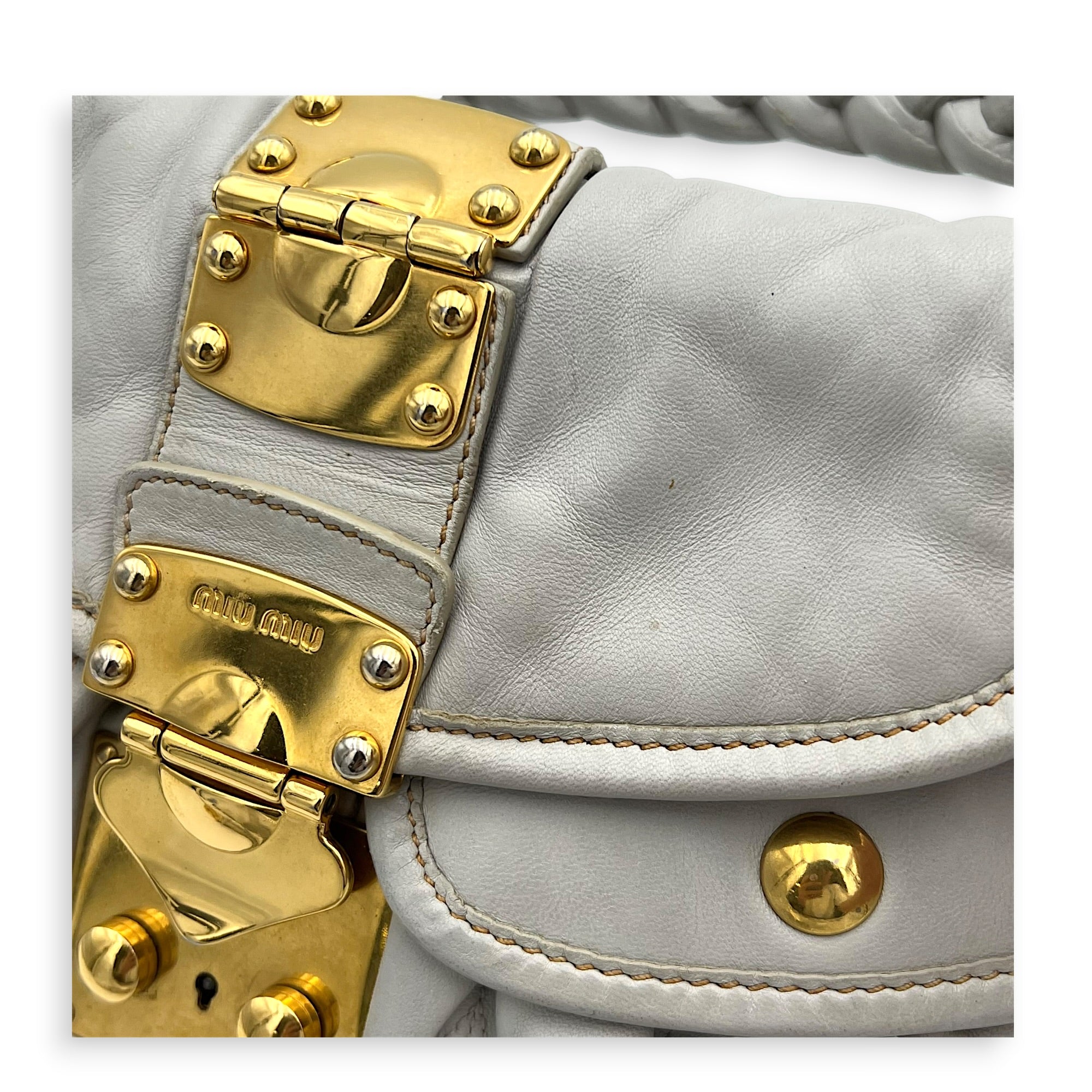 Matelassé Grey/Blue Shoulder Bag in Calfskin, Gold hardware