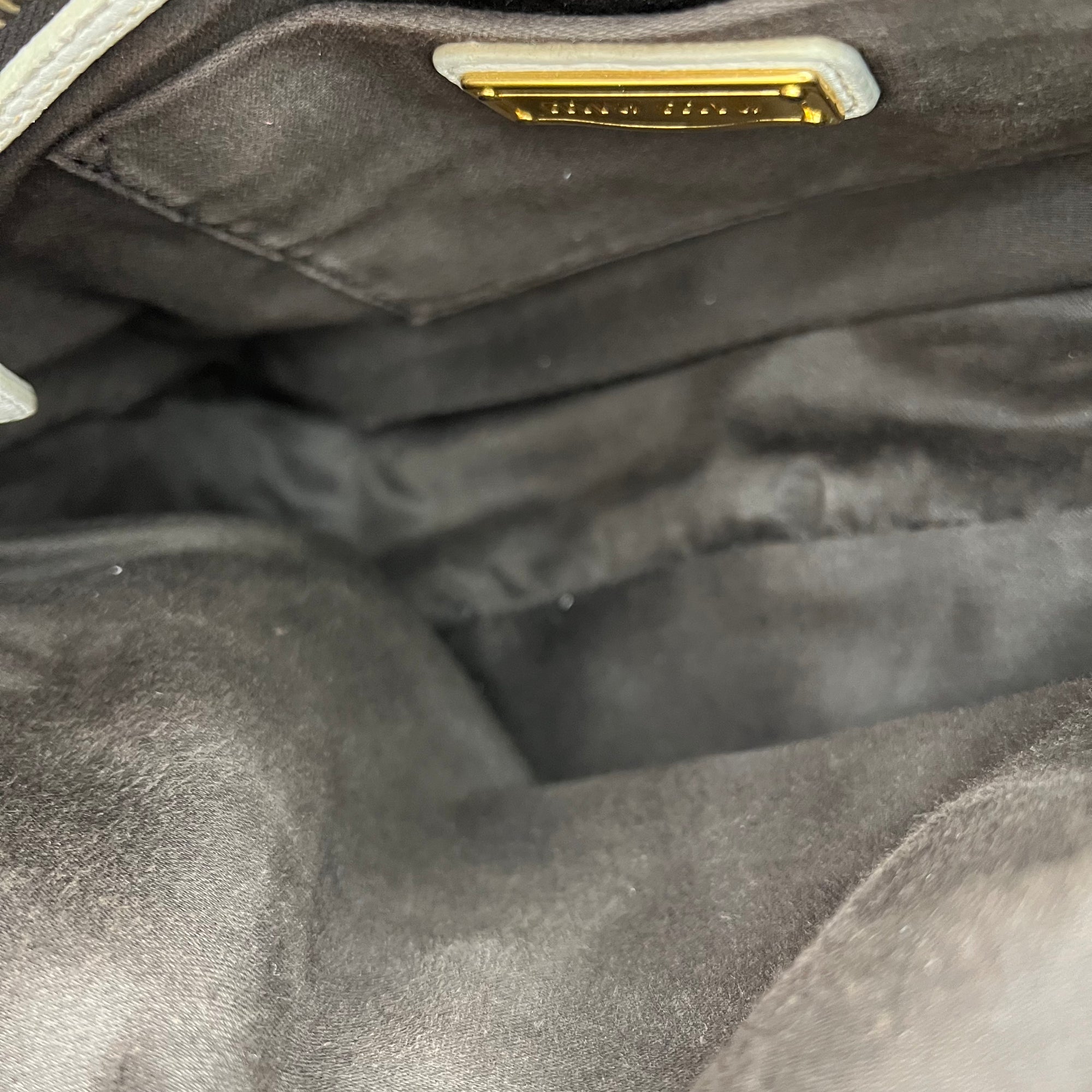 Matelassé Grey/Blue Shoulder Bag in Calfskin, Gold hardware