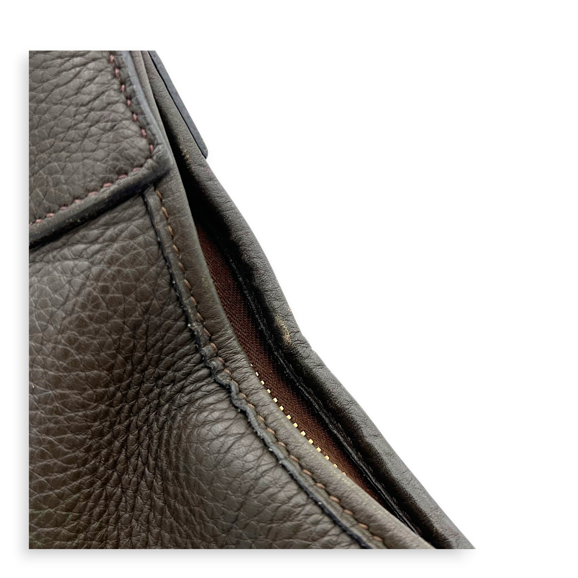 Trim 38 Ebene Tote Bag in Clemence, Gold hardware