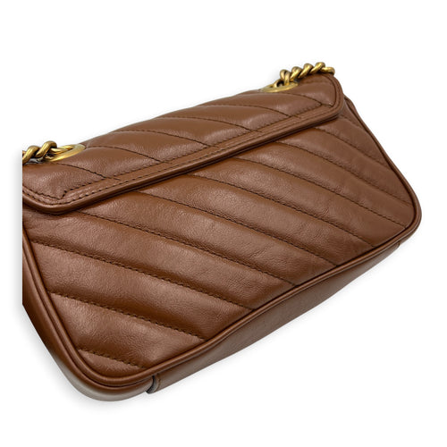 GG Marmont Shoulder Bag Brown in Calfskin, Gold hardware