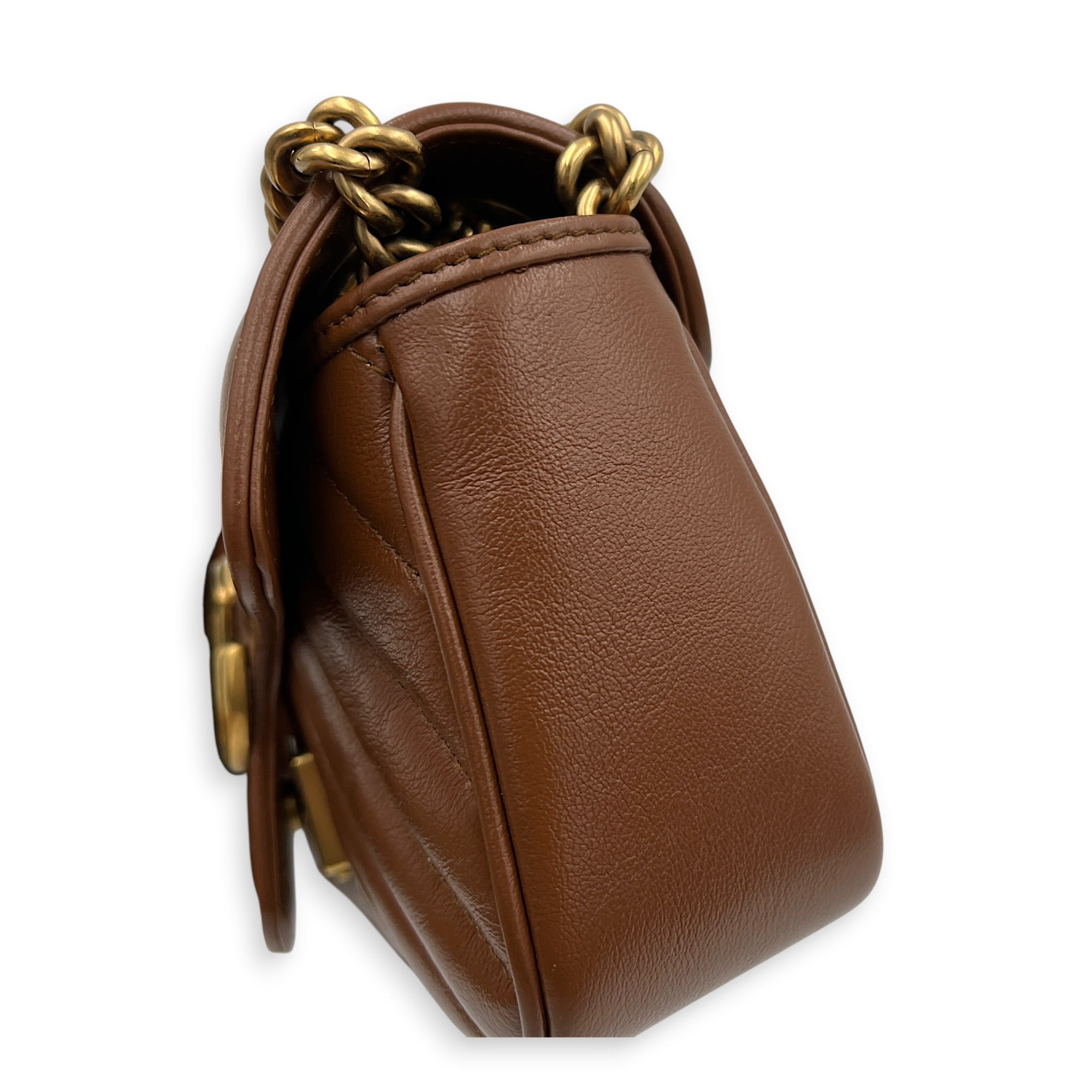 GG Marmont Shoulder Bag Brown in Calfskin, Gold hardware