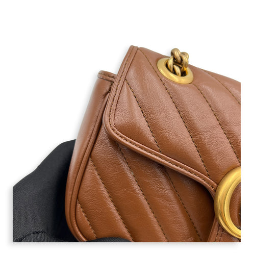 GG Marmont Shoulder Bag Brown in Calfskin, Gold hardware
