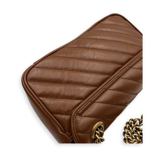 GG Marmont Shoulder Bag Brown in Calfskin, Gold hardware