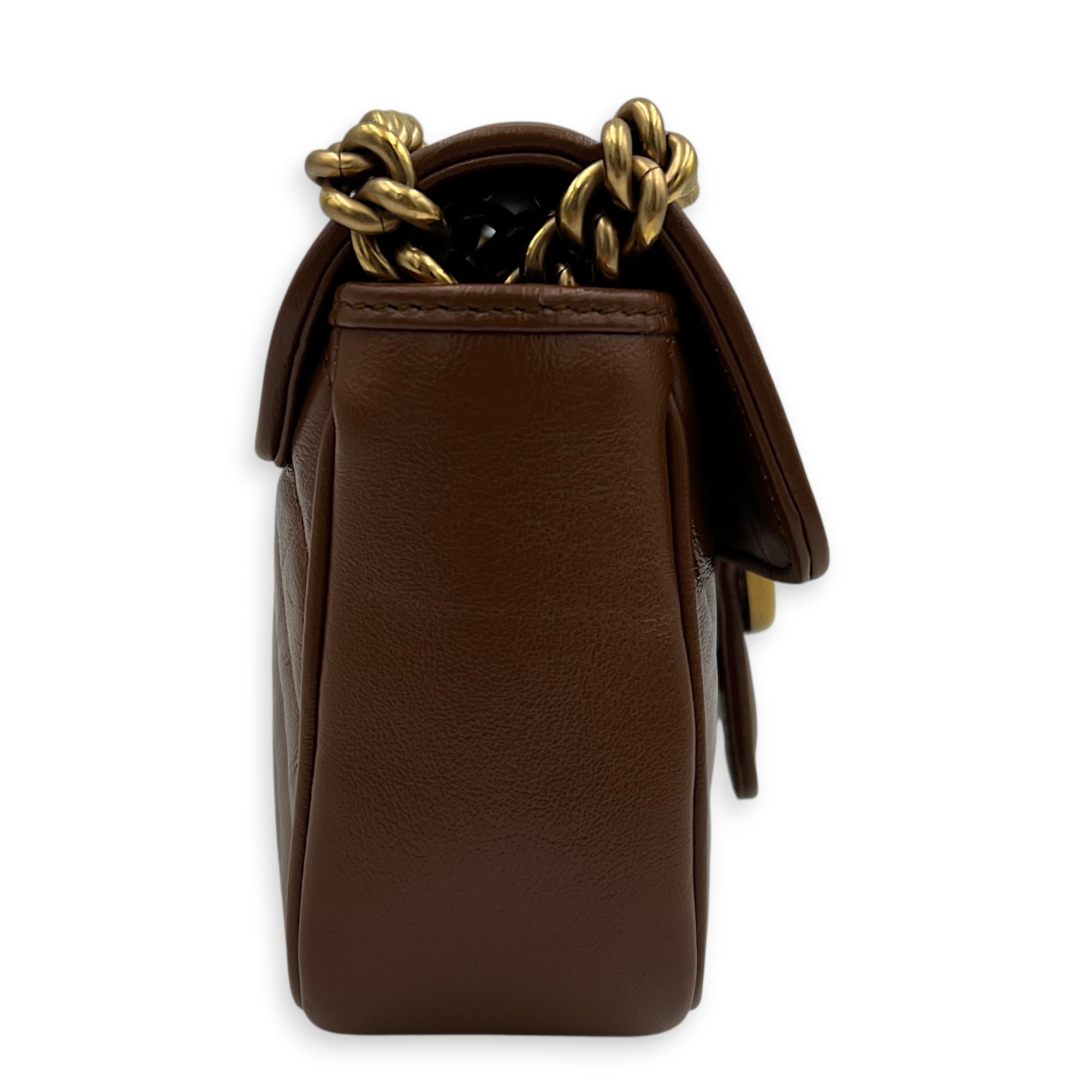 GG Marmont Shoulder Bag Brown in Calfskin, Gold hardware