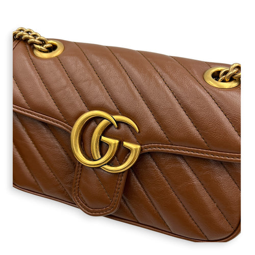 GG Marmont Shoulder Bag Brown in Calfskin, Gold hardware