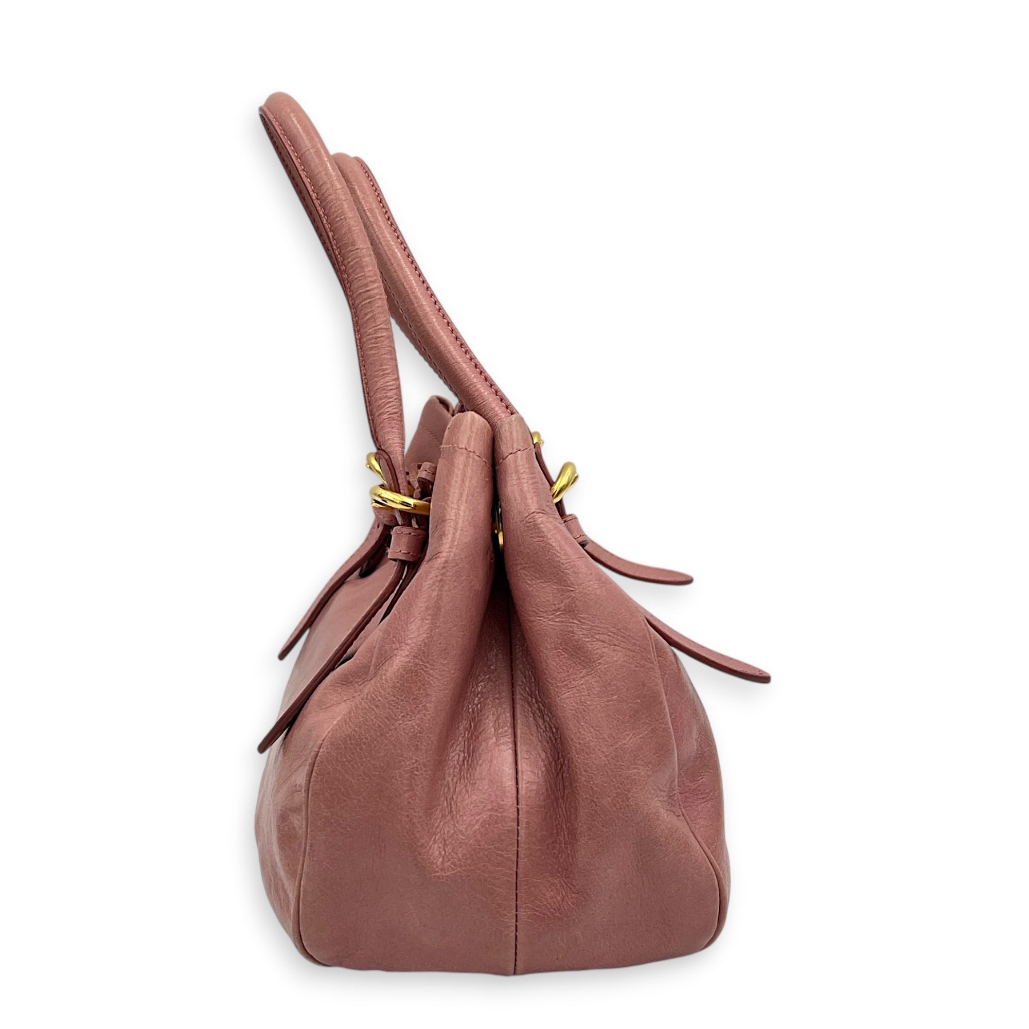 Bow Pink Shoulder Bag in Calfskin, Gold hardware