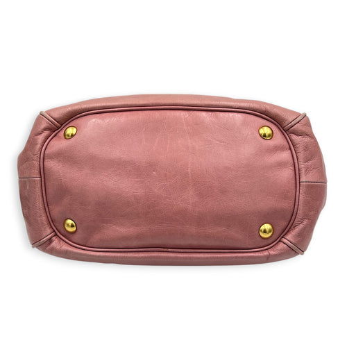 Bow Pink Shoulder Bag in Calfskin, Gold hardware