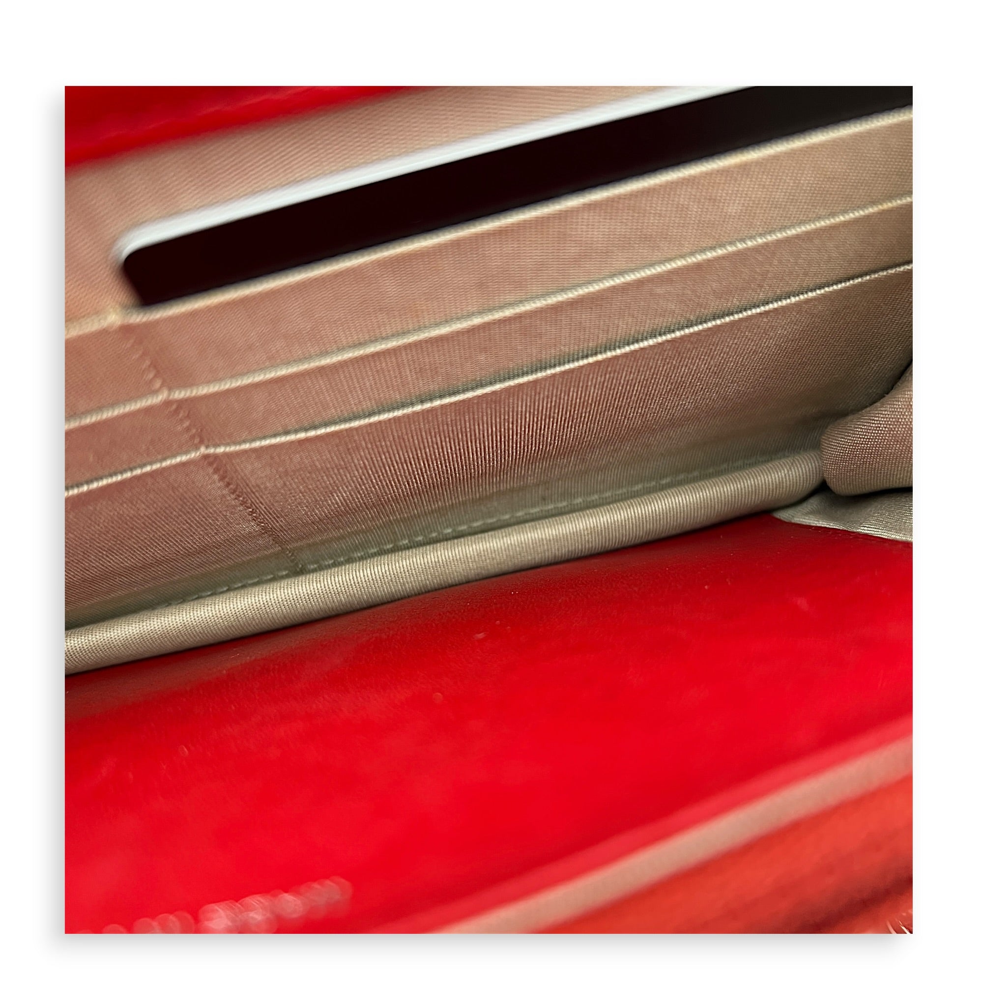 Timeless CC Wallet On Chain Red in Caviar Leather, Silver hardware