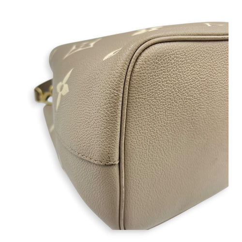 NeoNoe MM Beige Bucket Bag in Monogram Empreinte Leather, Gold hardware
