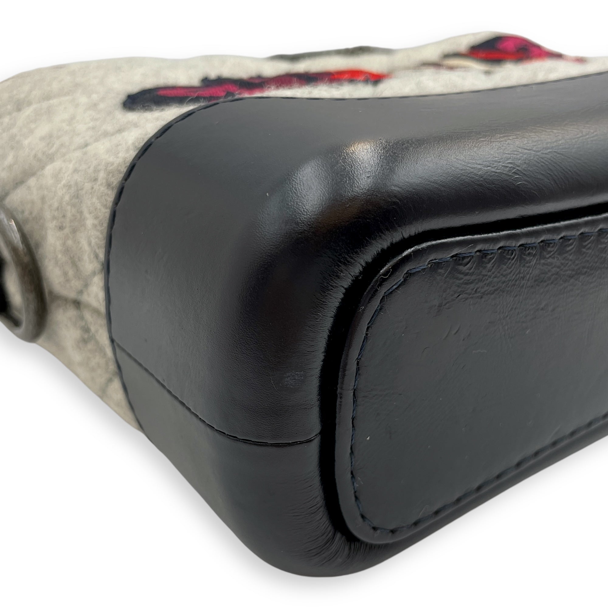Gabrielle Hobo Small Grey,red, pink, black Shoulder Bag in Calfskin 3-Tone hardware CL2412-7885 8