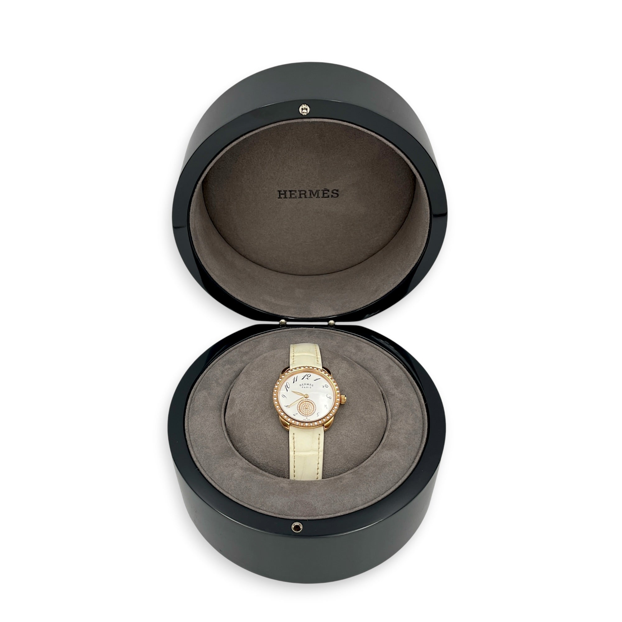 Arceau Watch, 71 Diamonds, 0.15 Carat 34mm CL2510-15984 4