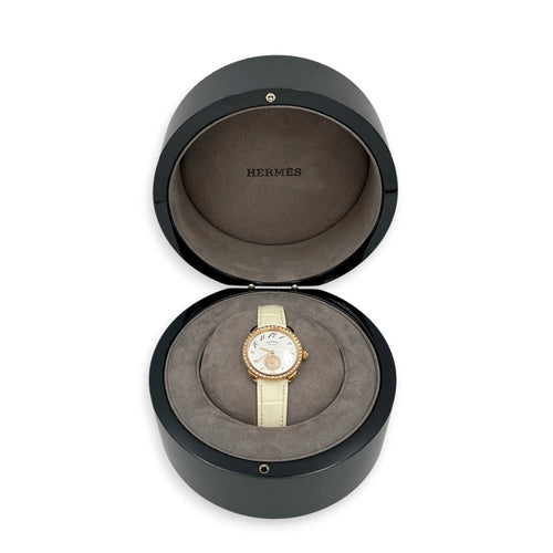 Arceau Watch, 71 Diamonds, 0.15 Carat 34mm CL2510-15984 4