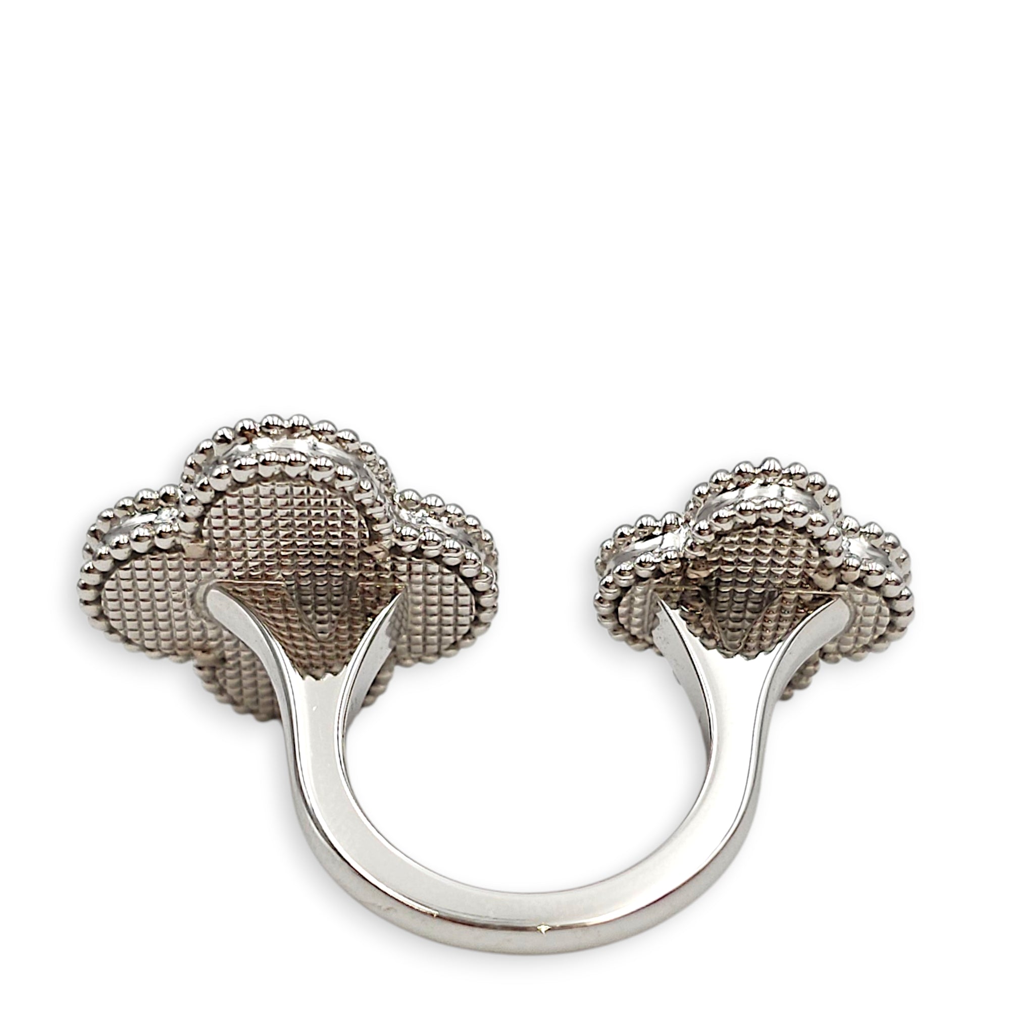 Magic Alhambra Between The Finger. Sz: 52 Ring in White/Grey
