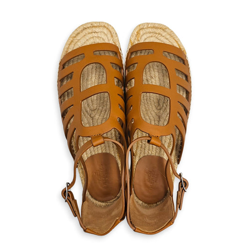 Constanza Espadrille. Sz: 37 Gold Sandals in Swift