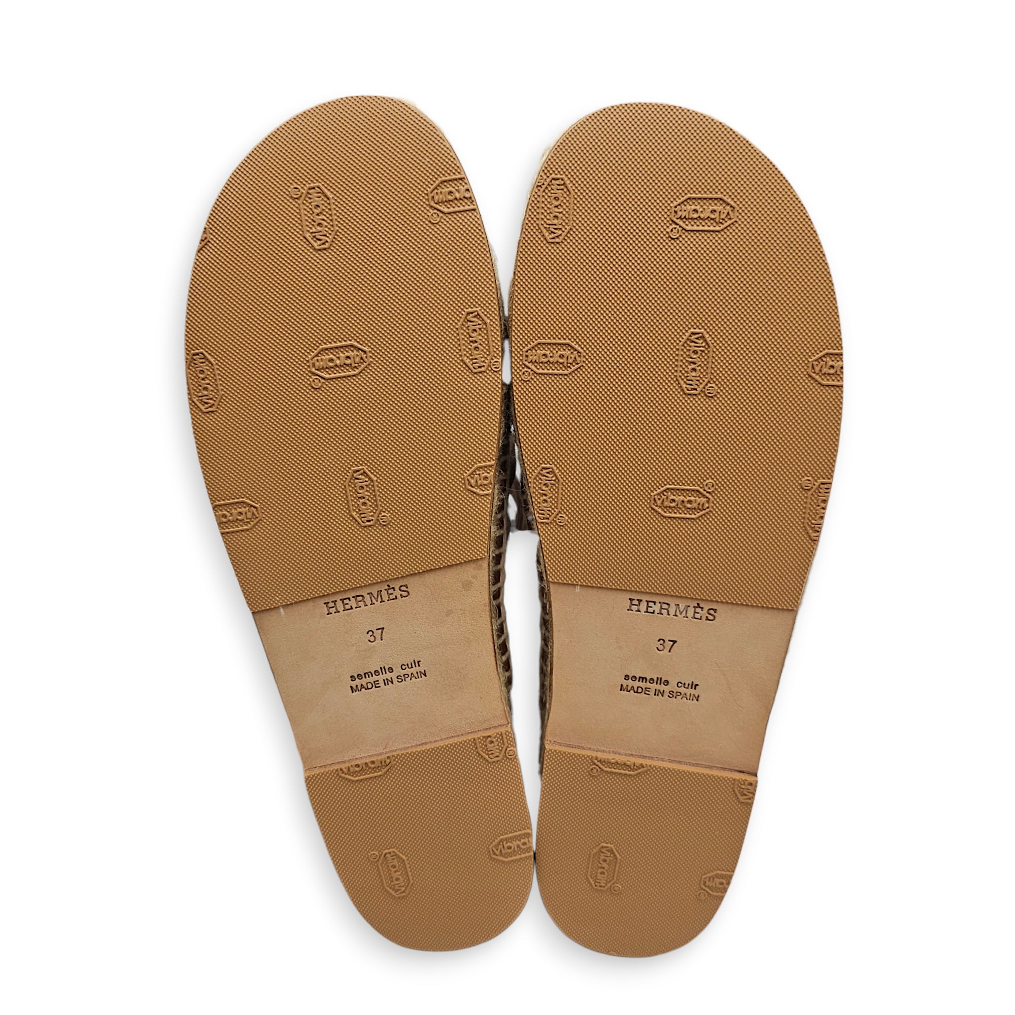 Constanza Espadrille. Sz: 37 Gold Sandals in Swift