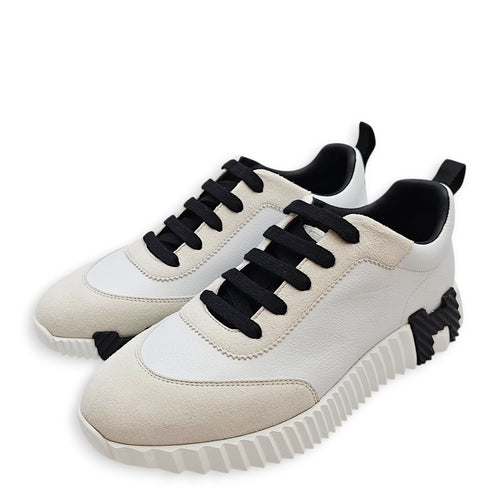 Bouncing Sneaker. Sz: 38 White Sneakers in Calfskin