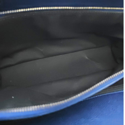 Quilted Iridescent Caviar Chic Shopping Tote 32 Blue Shoulder Bag in Caviar Leather Ruthenium hardware