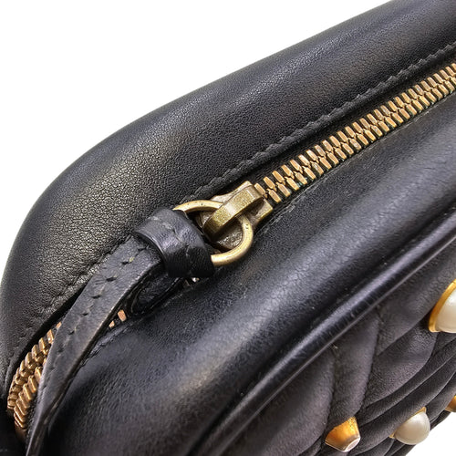 GG Pearly Marmont Camera Black Crossbody Bag in Matelasse Gold hardware