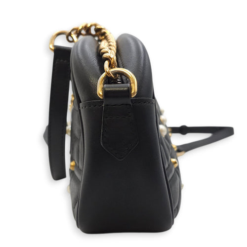 GG Pearly Marmont Camera Black Crossbody Bag in Matelasse Gold hardware