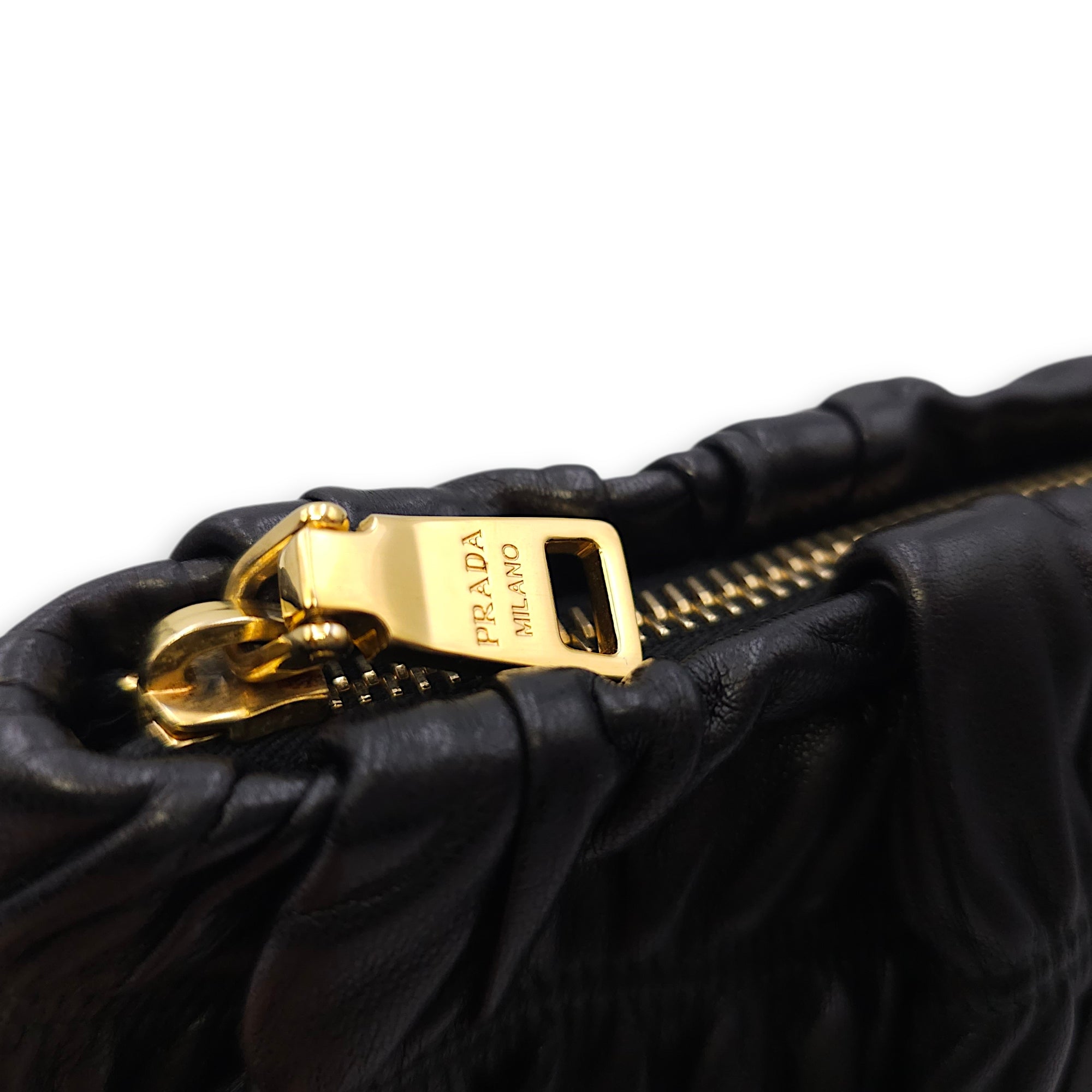 Gaufre Wristlet Black Clutch in Nappa Leather Gold hardware CL2601-18337 9