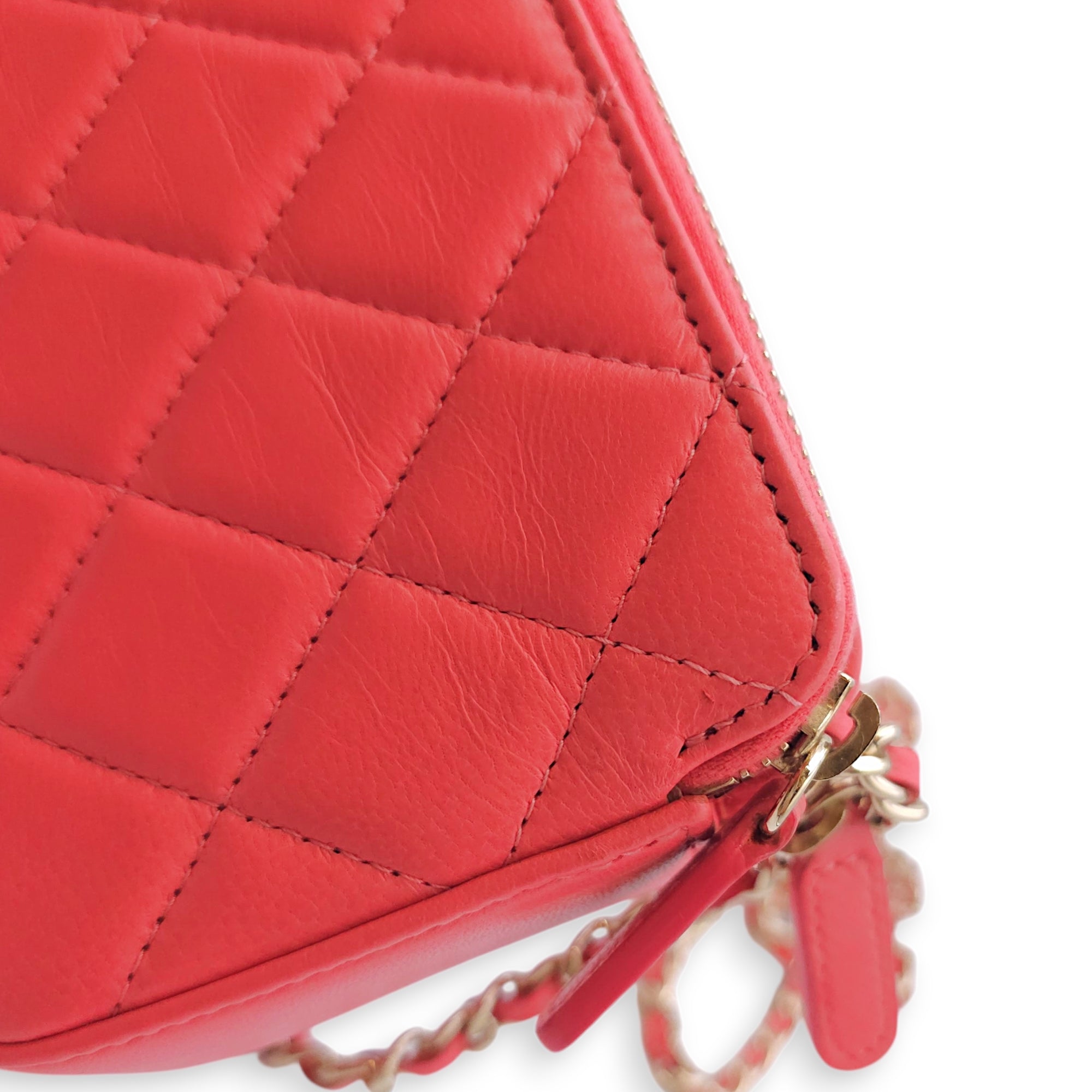 CC Camellia Fushia Pink Long Wallet on Chain in Lambskin Gold hardware CL2601-18360 18