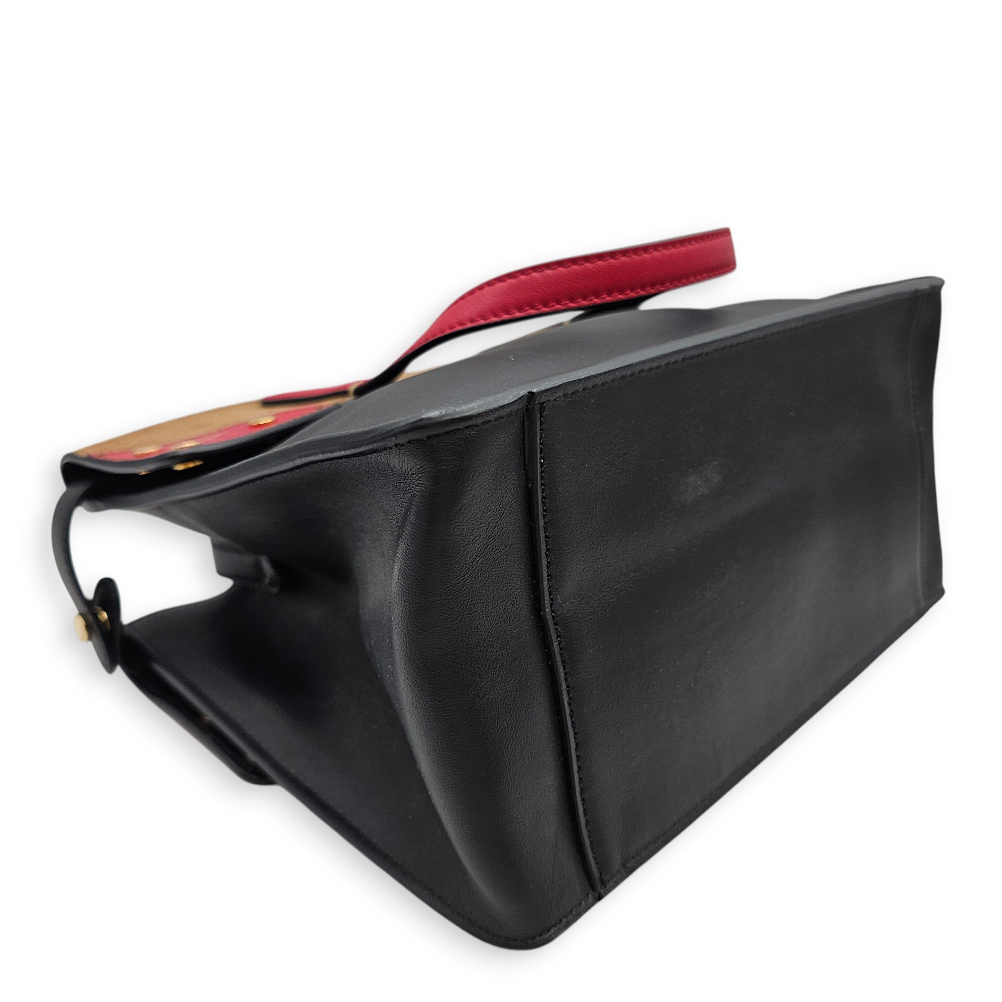 Small Flip Bag Shoulder 24 Black Shoulder Bag in Calfskin Gold hardware CL2601-18387 8