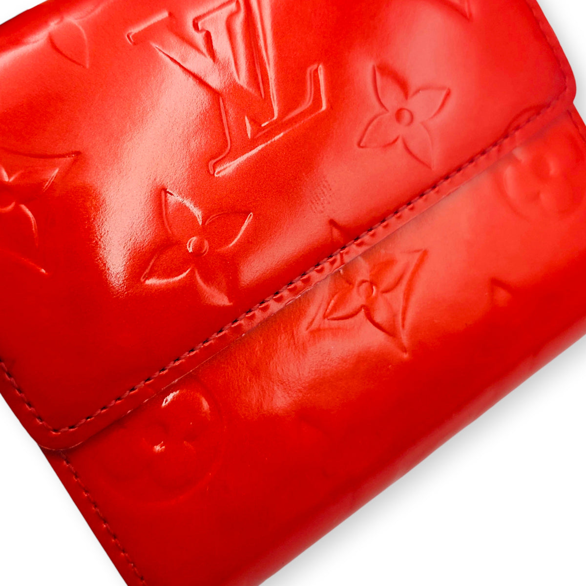 LV Monogram Vernis Porte Feuille Sarah Wallet Red Wallet in Patent leather Gold hardware