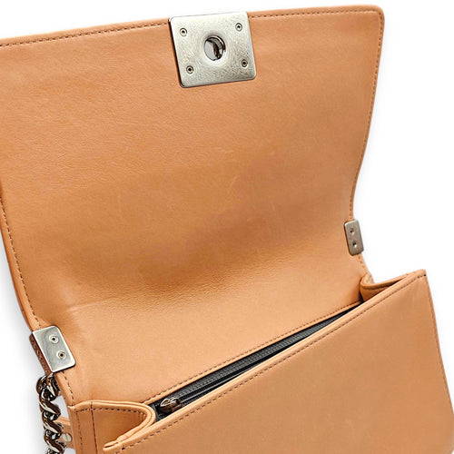 Le Boy Flap Stingray 25 Pink Shoulder Bag in Stingray Silver hardware CL2601-18500 10