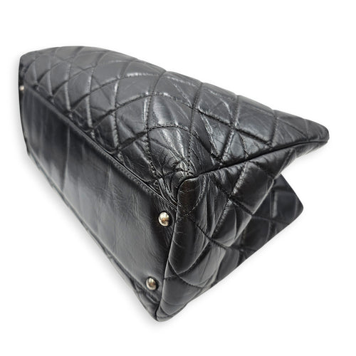 Quilted Leather Tote 35 Black Shoulder Bag in Caviar Leather Ruthenium hardware