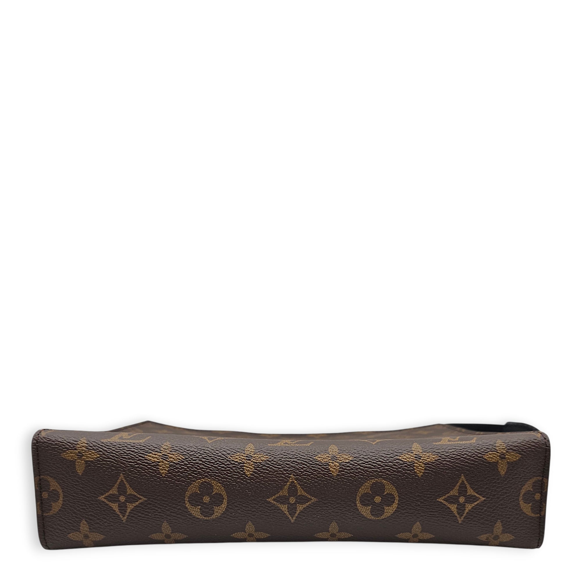LV Toiletry Pouch 26 Brown Clutch in Canvas Gold hardware CL2601-18508 5