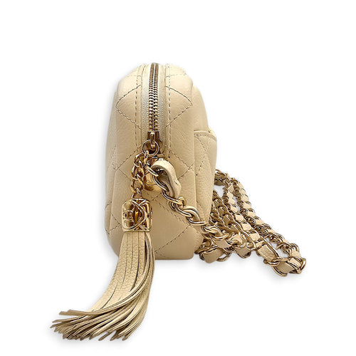 Small Quilted Caviar Camera in off white  White Crossbody Bag in Calfskin Gold hardware CL2601-18791 4