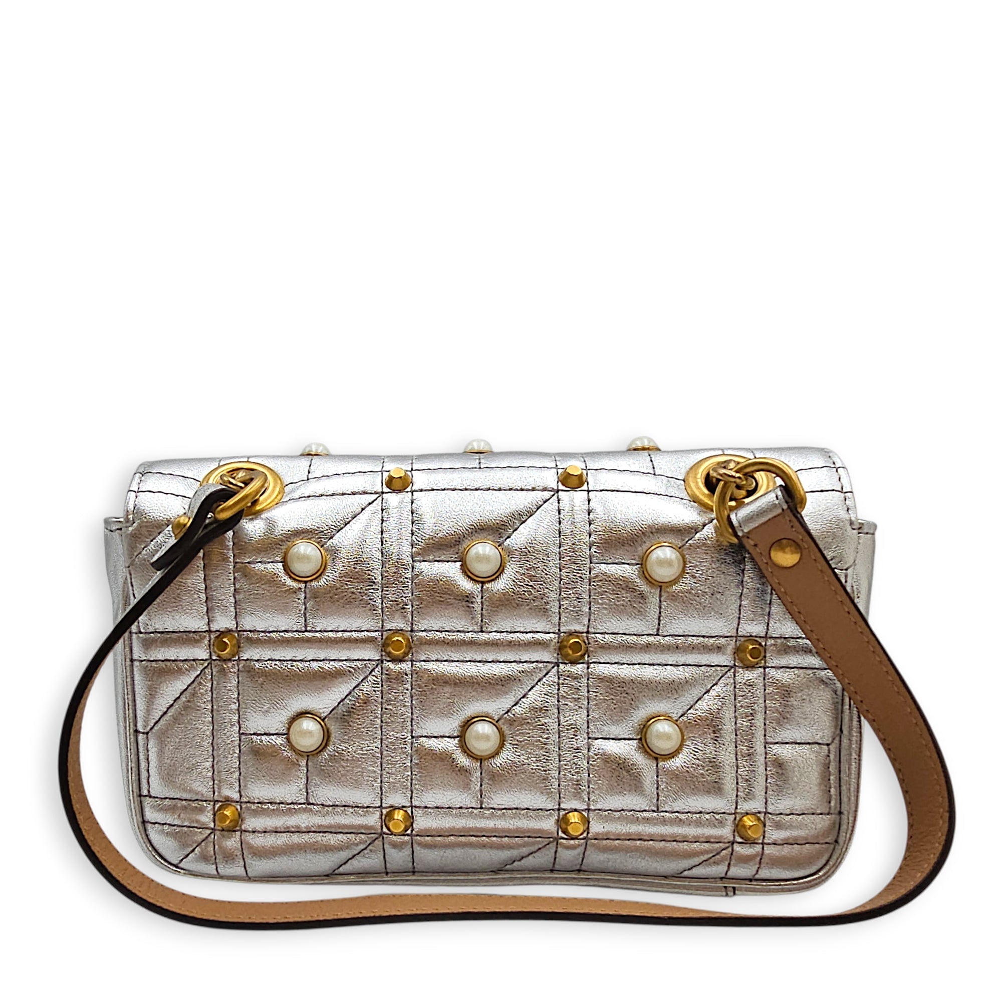 GG Marmont Mini Matelasse Shoulder  Silver Shoulder Bag in Metallic Gold hardware CL2601-18809 2