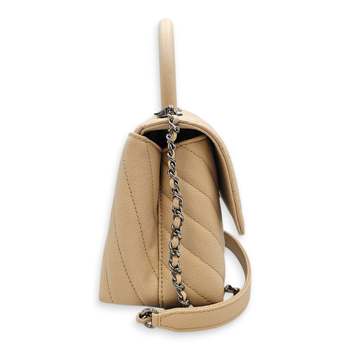 Coco Handle Chevron light beige  Beige Shoulder Bag Silver hardware CL2601-18875 3