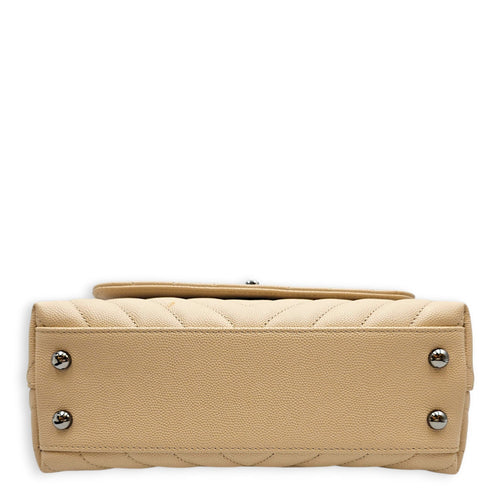 Coco Handle Chevron light beige  Beige Shoulder Bag Silver hardware CL2601-18875 5