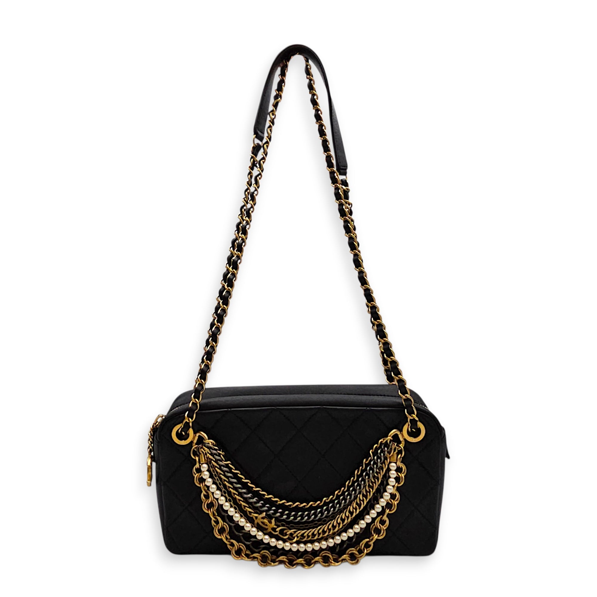 Quilted All About Chains Camera 24 Black Shoulder Bag in Lambskin Gold hardware CL2601-19028 3