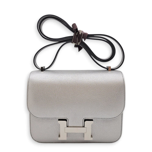 Constance Mirror 18 Argent in Chevre chamkilight Palladium hardware CL2601-19053 1