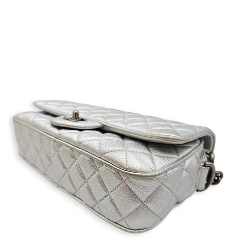 Quilted Flap Metallic Silver Shoulder Bag in Calfskin Ruthenium hardware CL2601-19060 4