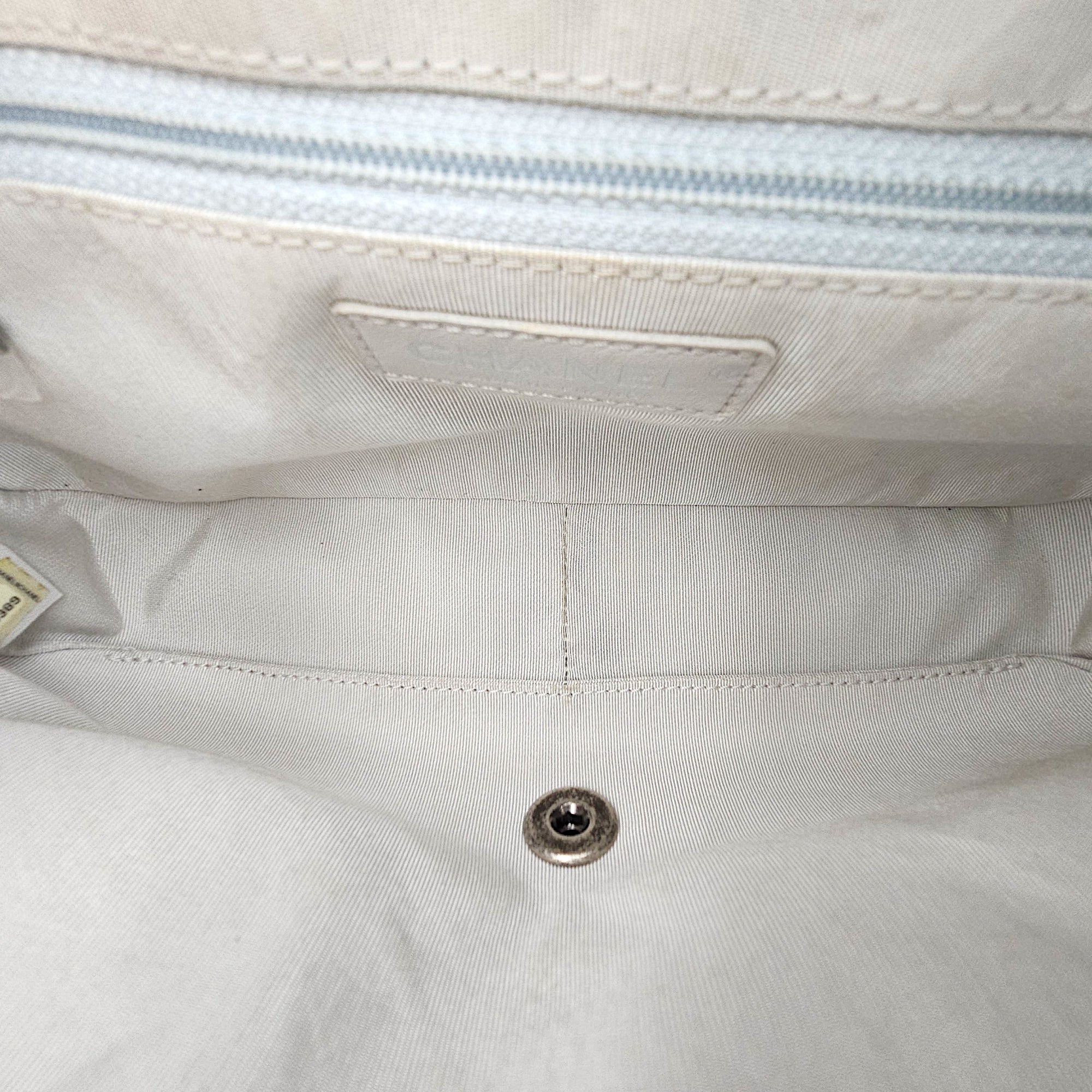 Quilted Flap Metallic Silver Shoulder Bag in Calfskin Ruthenium hardware CL2601-19060 6